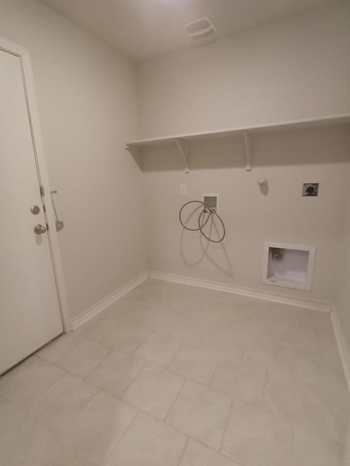 6507 Hoffman Pln - Photo 7 of 16