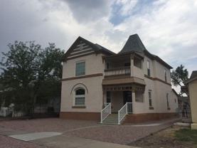 615 W 11th St - Photo 1 of 1