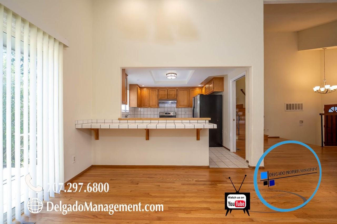 404 Phoenix Cir - Photo 7 of 27