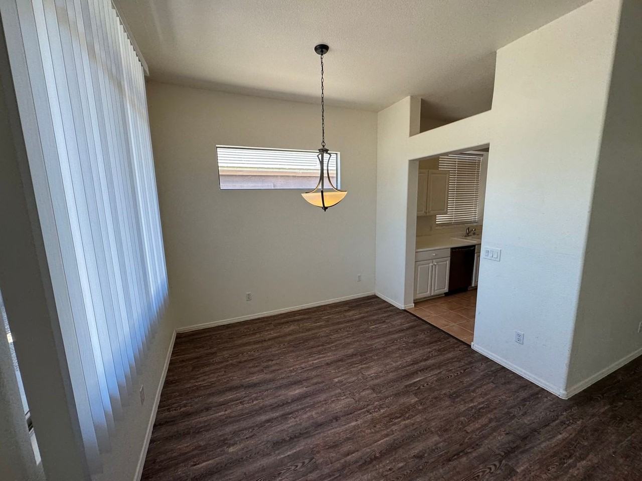 4709 E Prickly Pear Trl - Photo 4 of 22