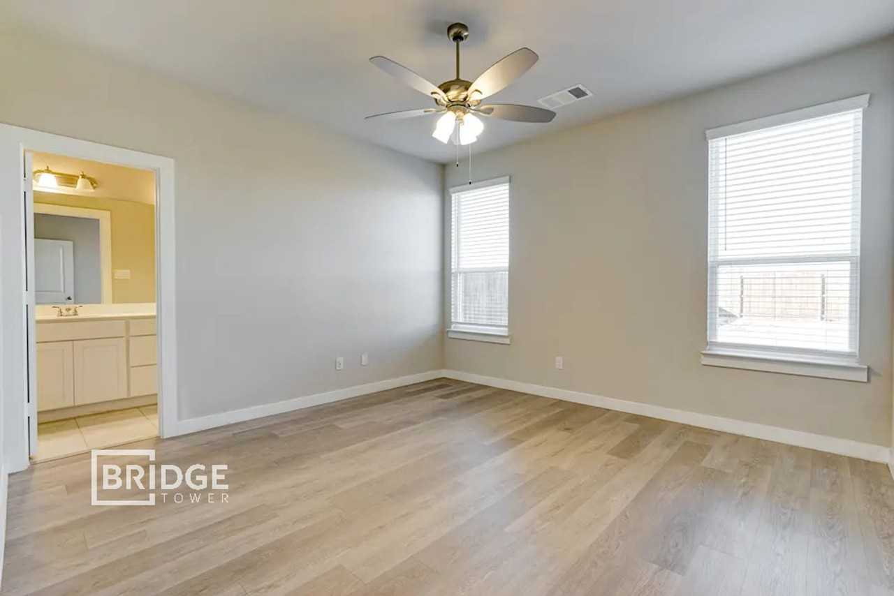 4107 Tobin Dr - Photo 7 of 14