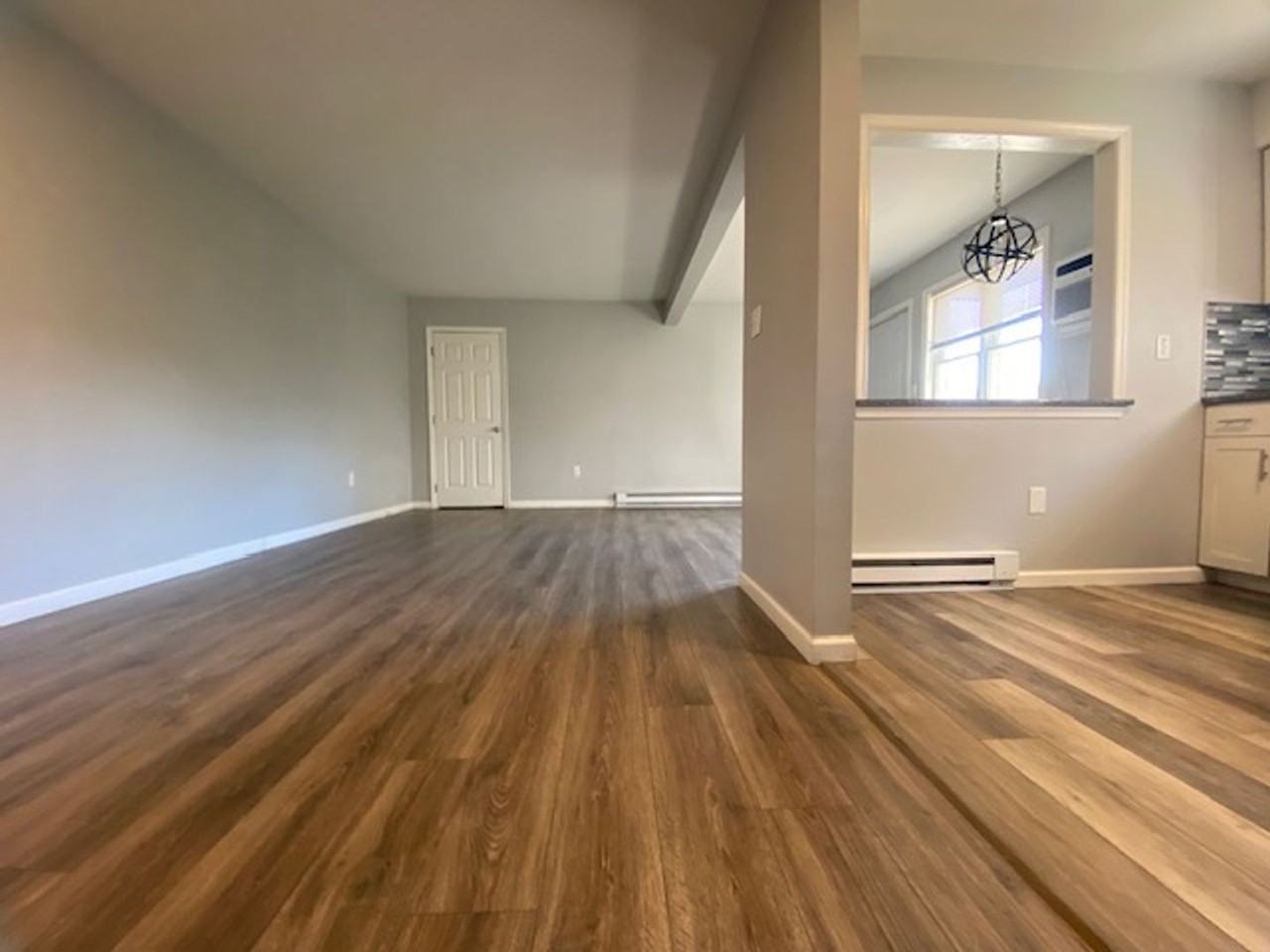 532 Broad St - Photo 3 of 11