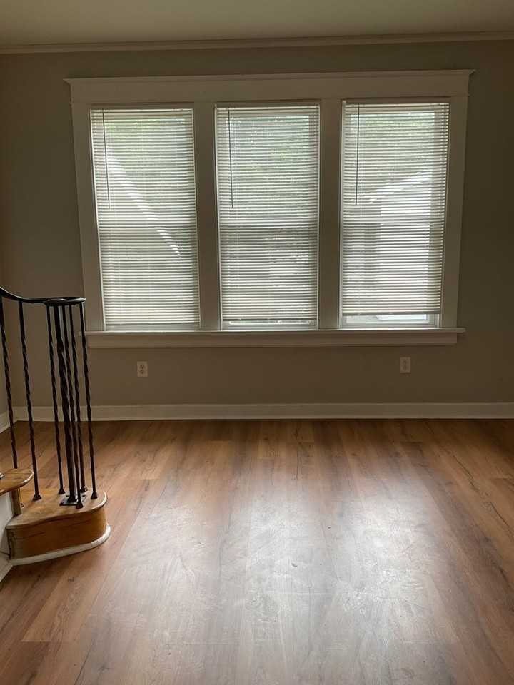 222 S Center St - Photo 6 of 21