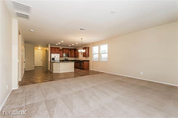 7600 W Andrea Dr - Photo 2 of 17