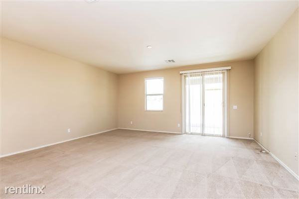 7600 W Andrea Dr - Photo 3 of 17
