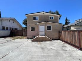 656 S 7th Street - Photo 1 of 1