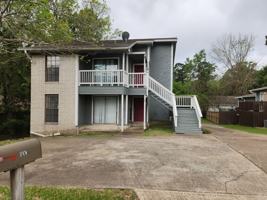 featured image of 632 Normal Park Dr