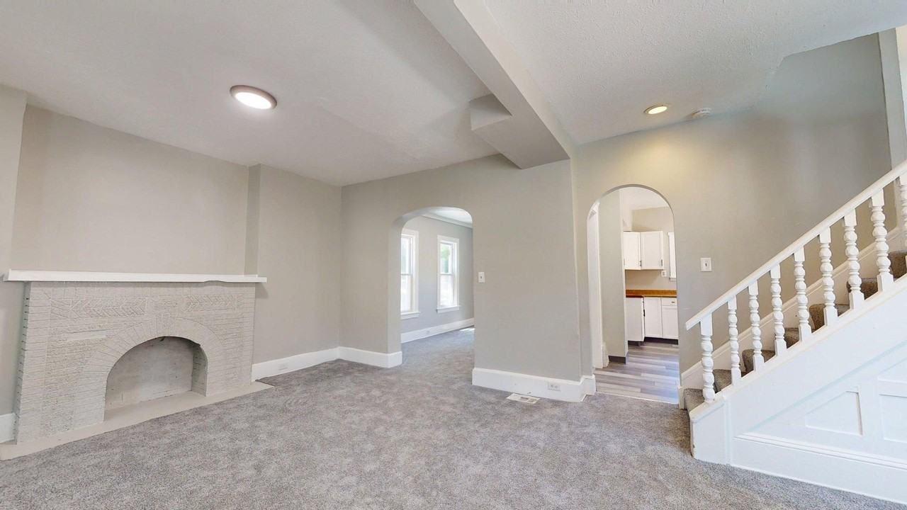 3222 W 94th St - Photo 2 of 50