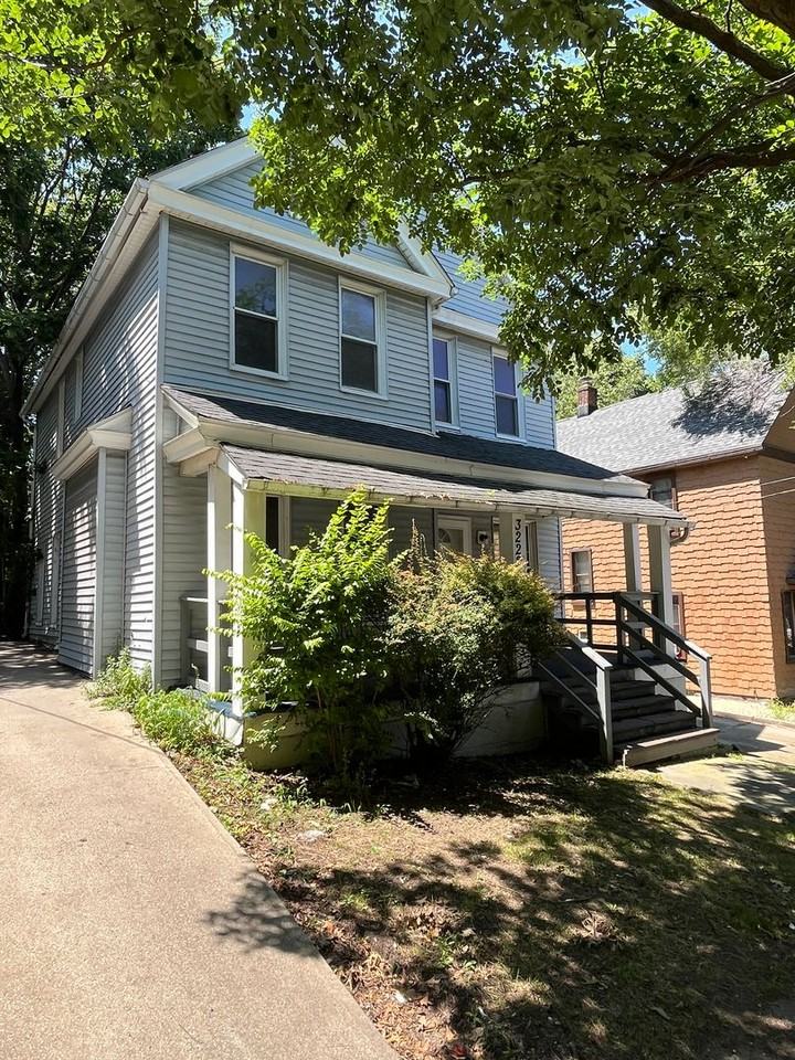 3222 W 94th St - Photo 4 of 50