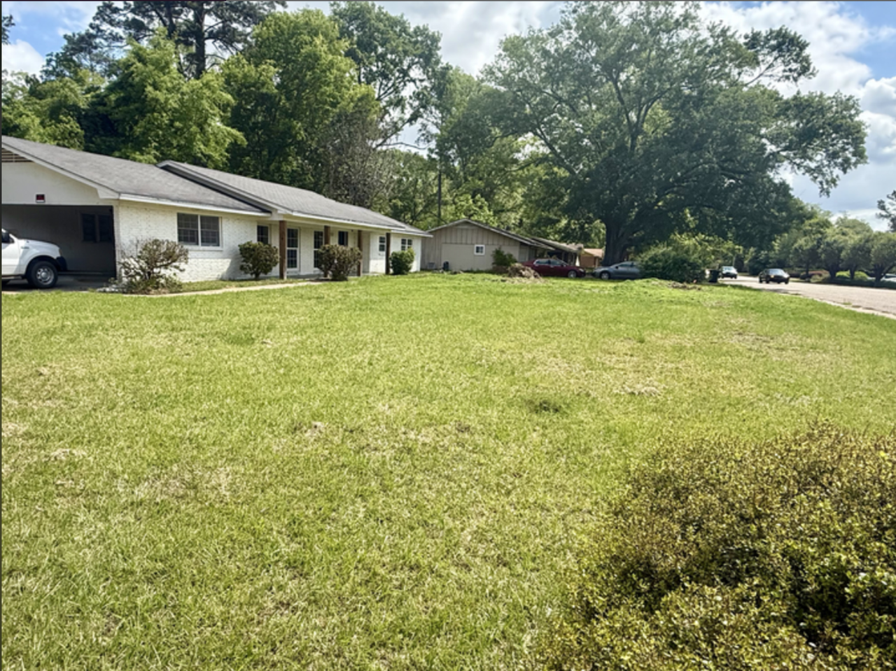 5114 Old Canton Rd - Photo 3 of 6