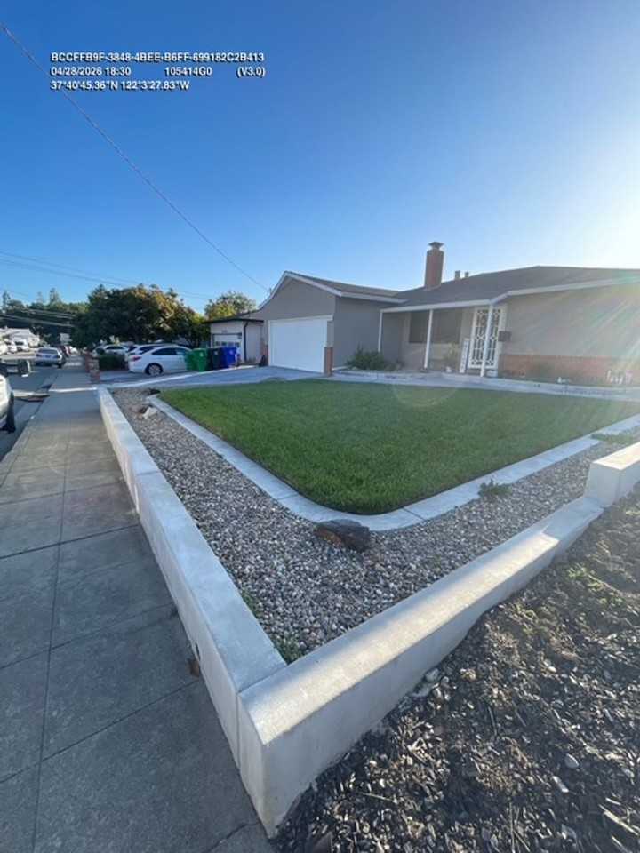 23743 Clayton St - Photo 2 of 5