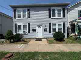 featured image of 281 4th Ave #201