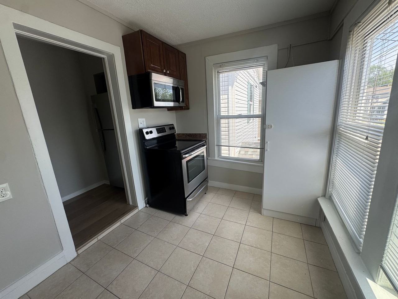 281 4th Ave #201 - Photo 6 of 19