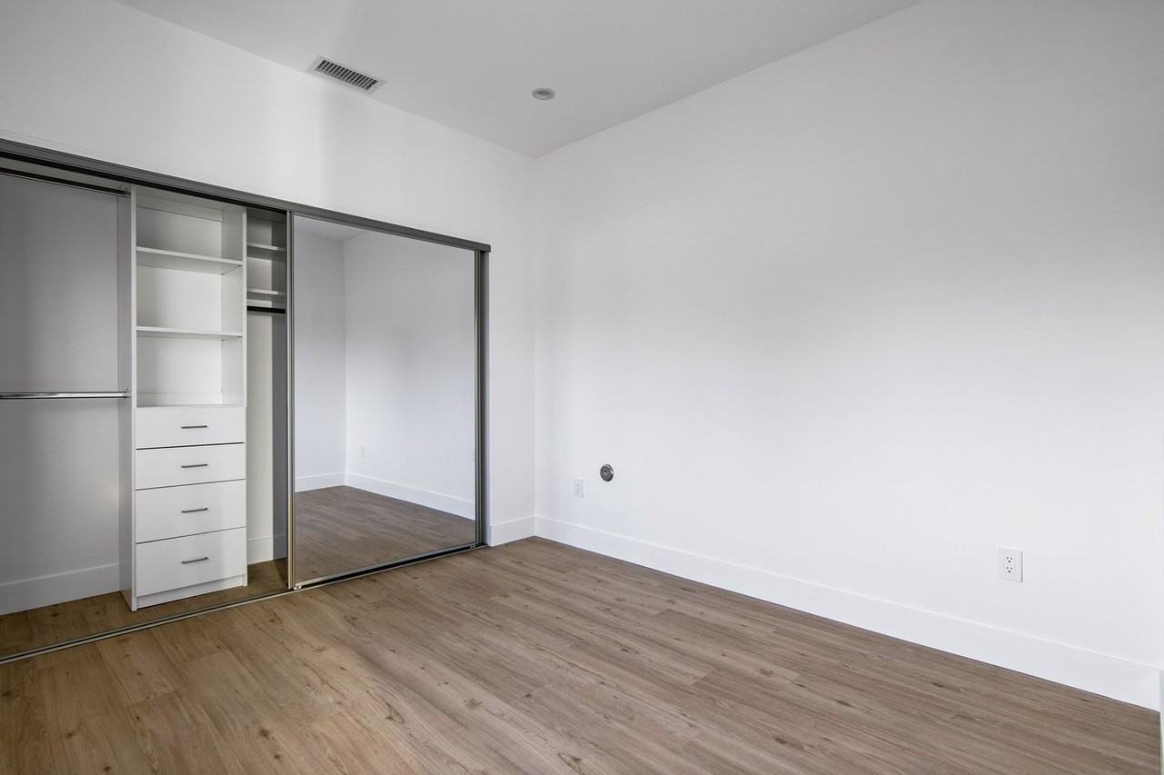 18199 Sunburst St - Photo 6 of 11