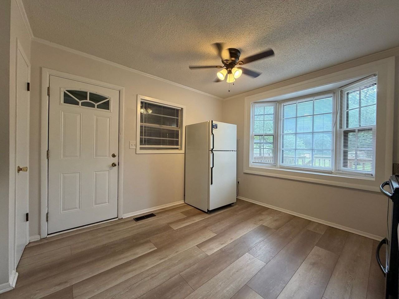 5 Garrett Rd Ne - Photo 3 of 37
