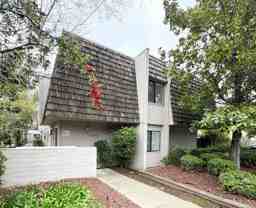 EAST SACRAMENTO TWO BEDROOM ONE AND HALF BATH TOWNHOME SEE VIDEO - Photo 1 of 1