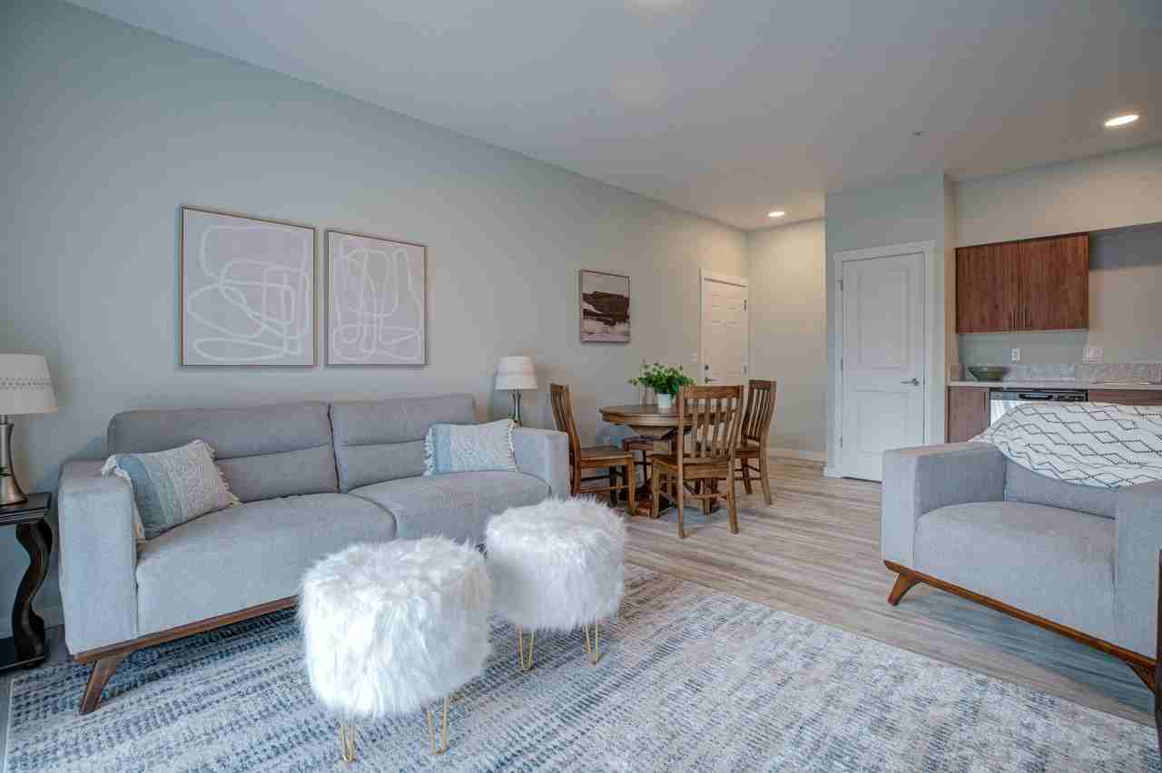 13001 S Crompton Lane - Photo 2 of 49