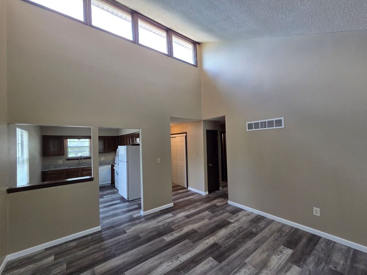 17309 E 49th Street Ct S - Photo 5 of 24