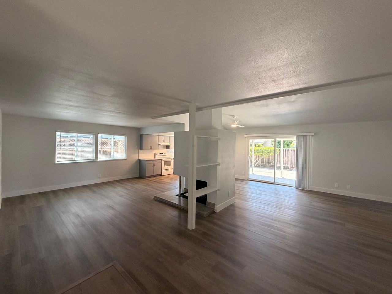 278 El Portal Way - Photo 3 of 21