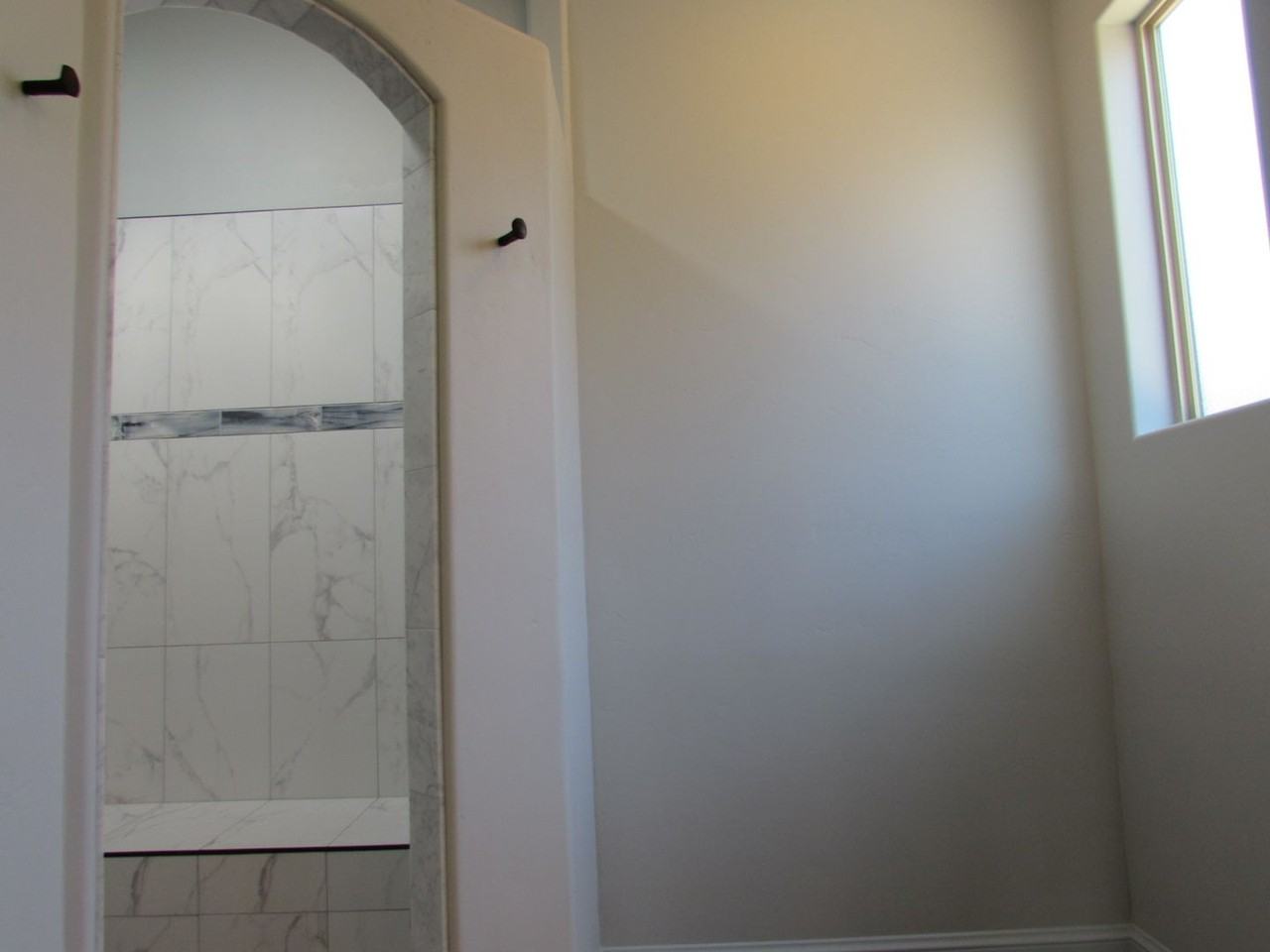 2096 Two Wood Dr - Photo 5 of 26