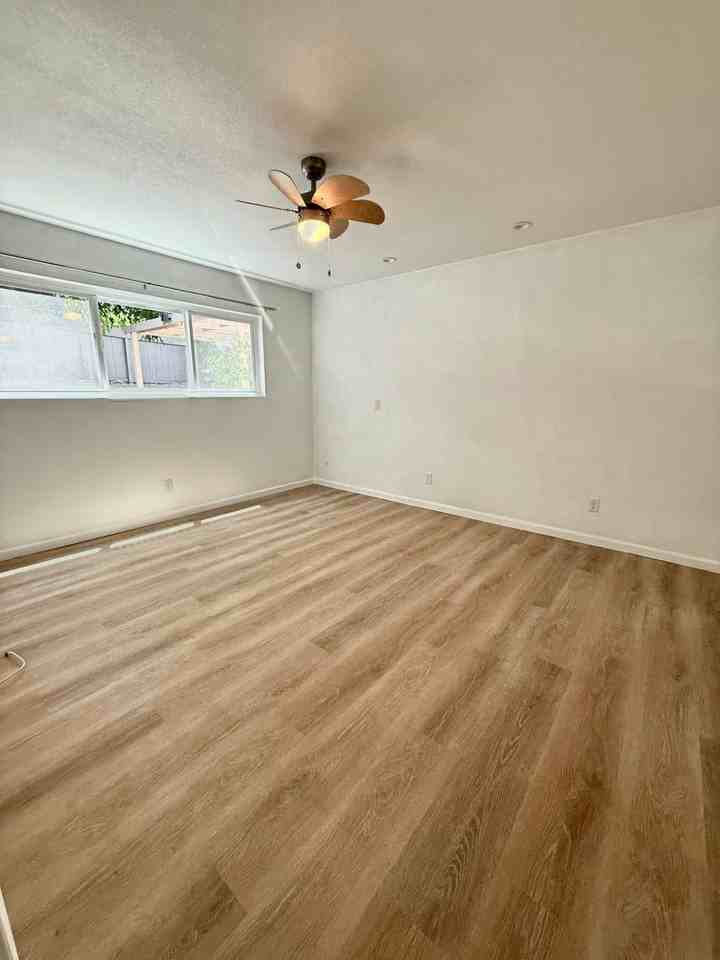 620 Queenanne Rd - Photo 7 of 19