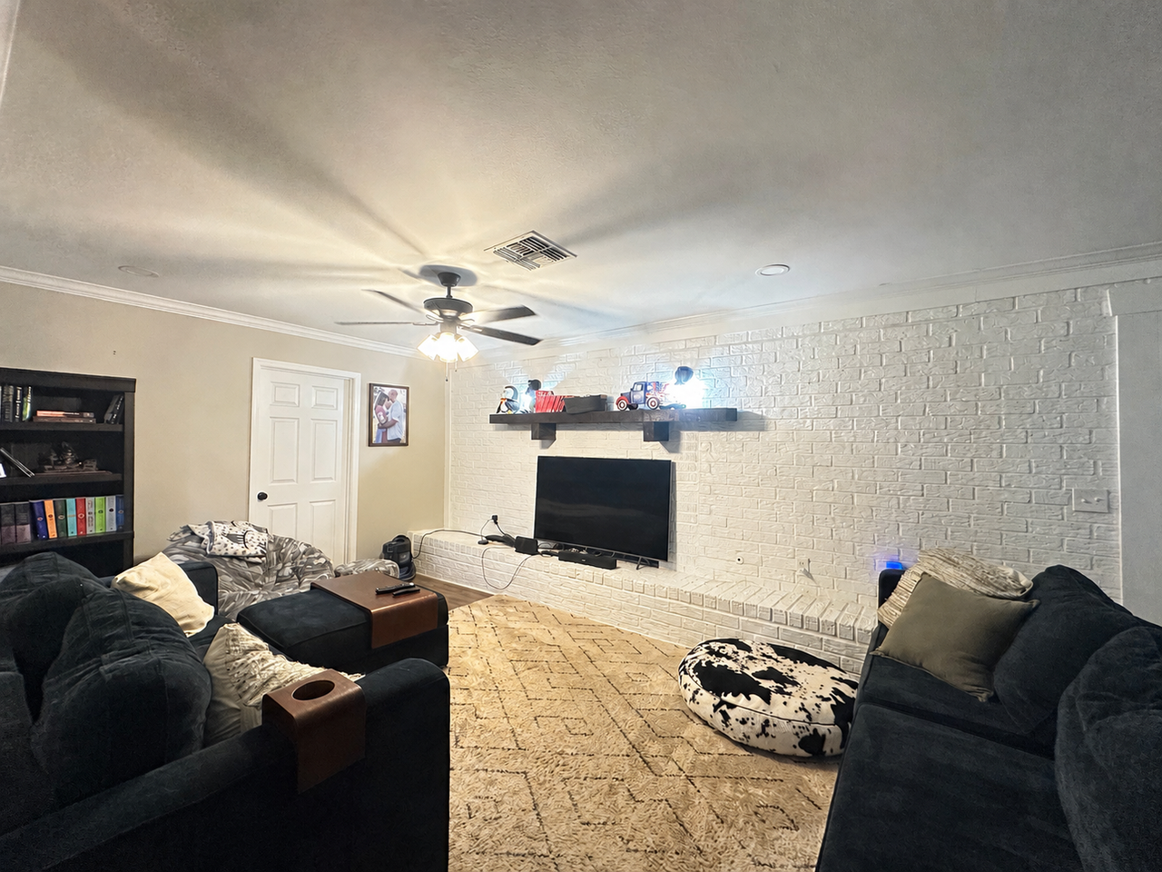 3125 Lake Hills Dr - Photo 3 of 23