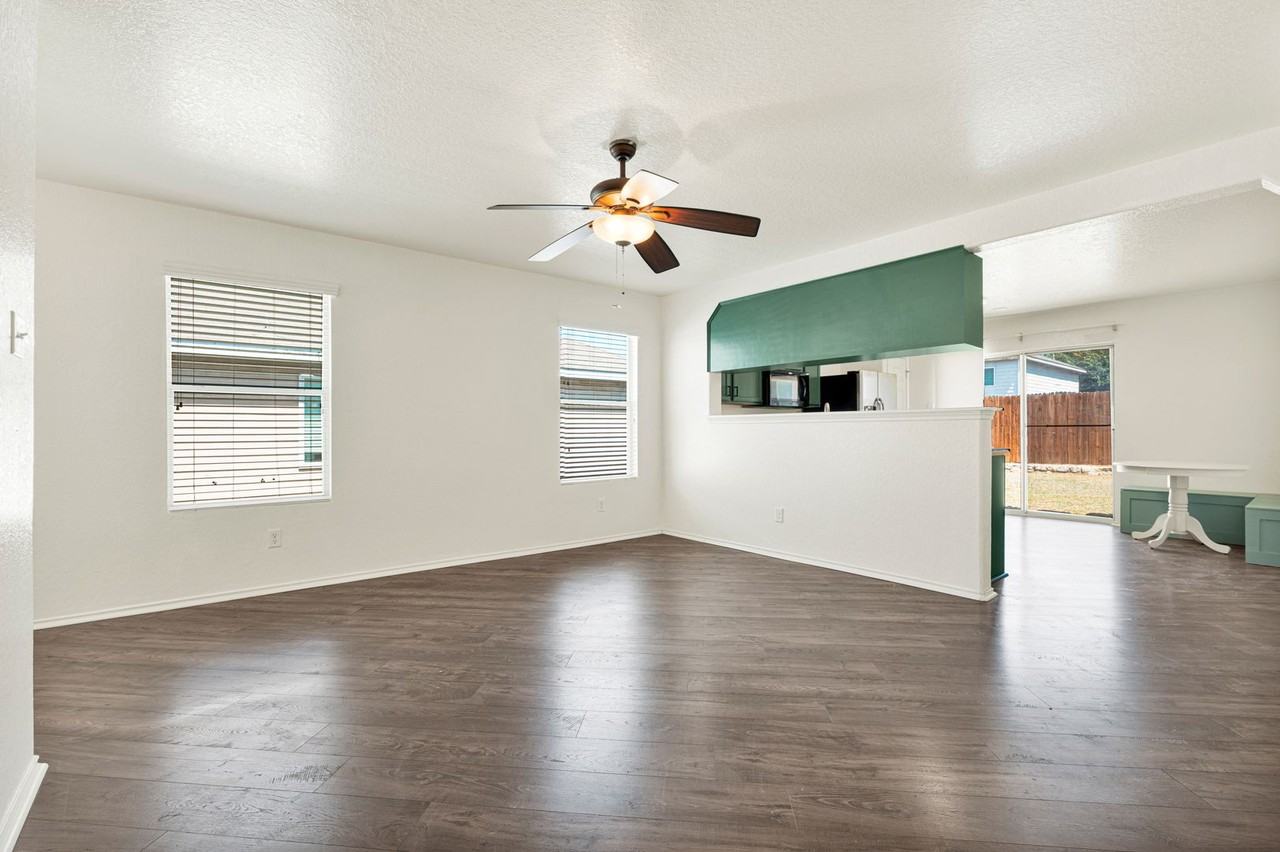 10907 Western Cactus - Photo 4 of 18