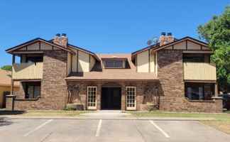 featured image of 800 Laurelwood Dr