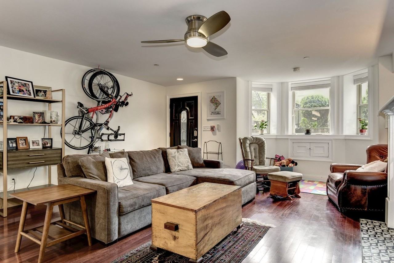 1423 Clifton St Nw #1 - Photo 3 of 21