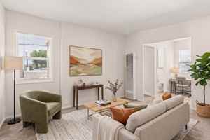 featured image of 170 Belleview Dr
