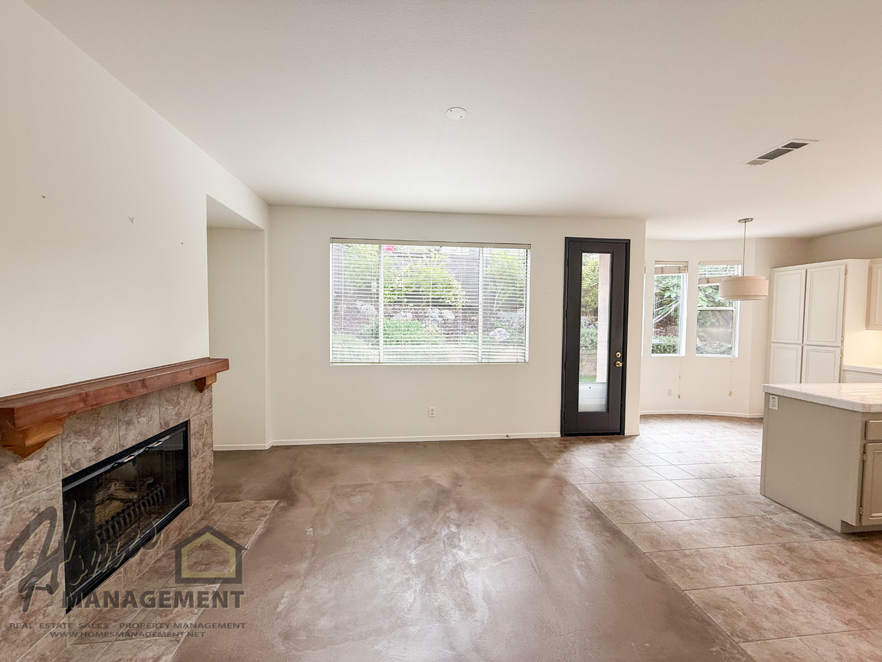 6890 Camino De Amigos - Photo 6 of 34