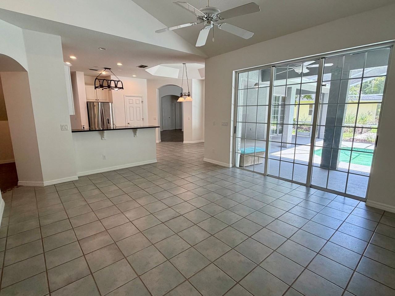 4554 Shanewood Ct - Photo 3 of 14