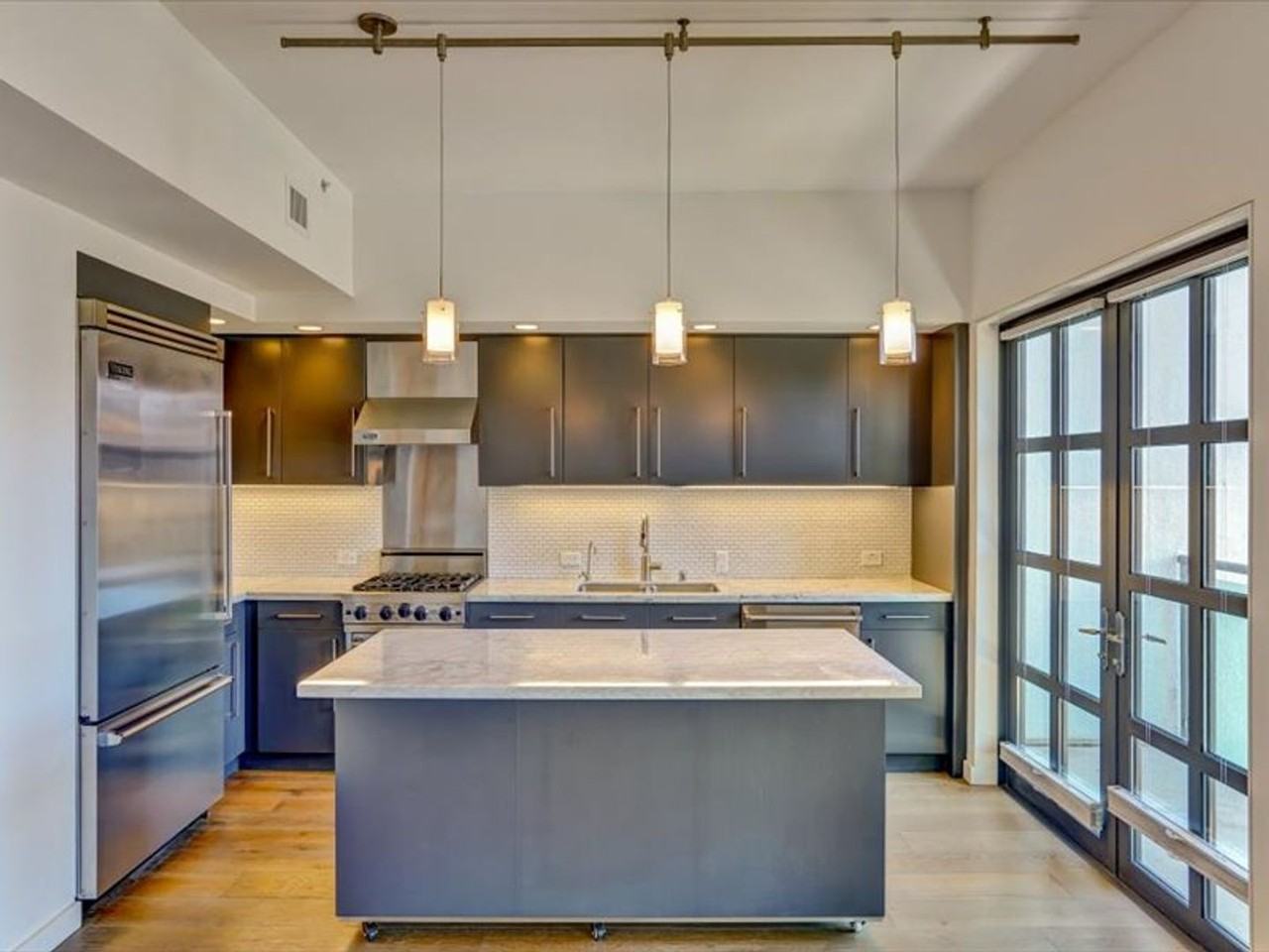 2125 Bryant St - Photo 6 of 33