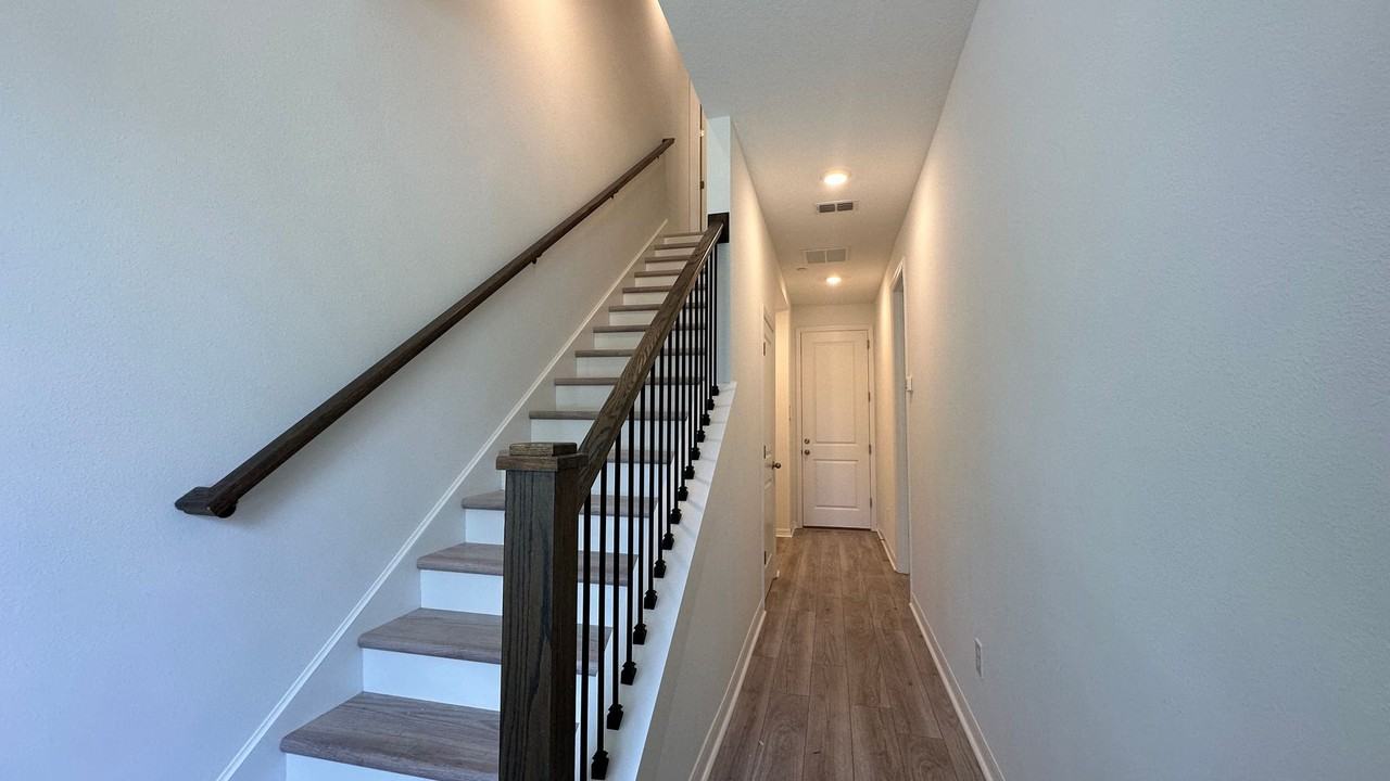 8454 Sperry St - Photo 3 of 50