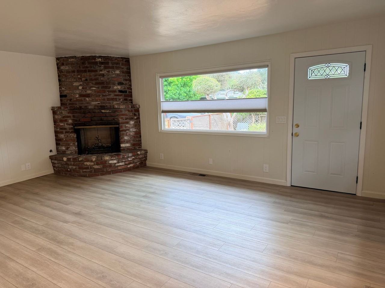 922 Maple St - Photo 7 of 50
