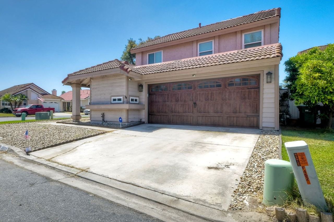 4533 Morning Dove Way - Photo 2 of 15