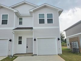 featured image of 4006 Pendragon Cir