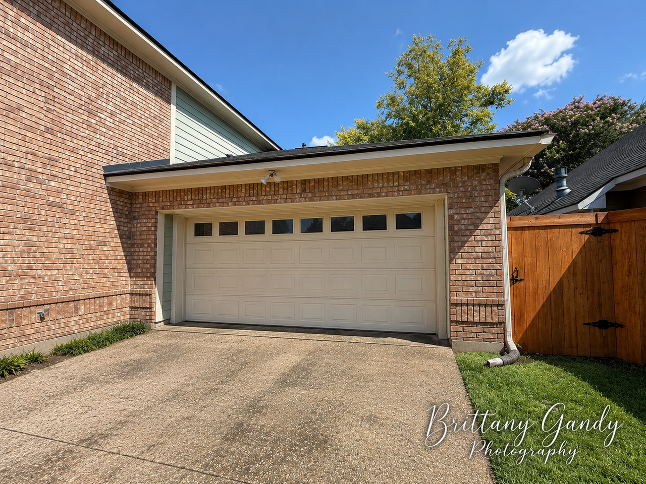 139 Hallette Dr - Photo 5 of 5
