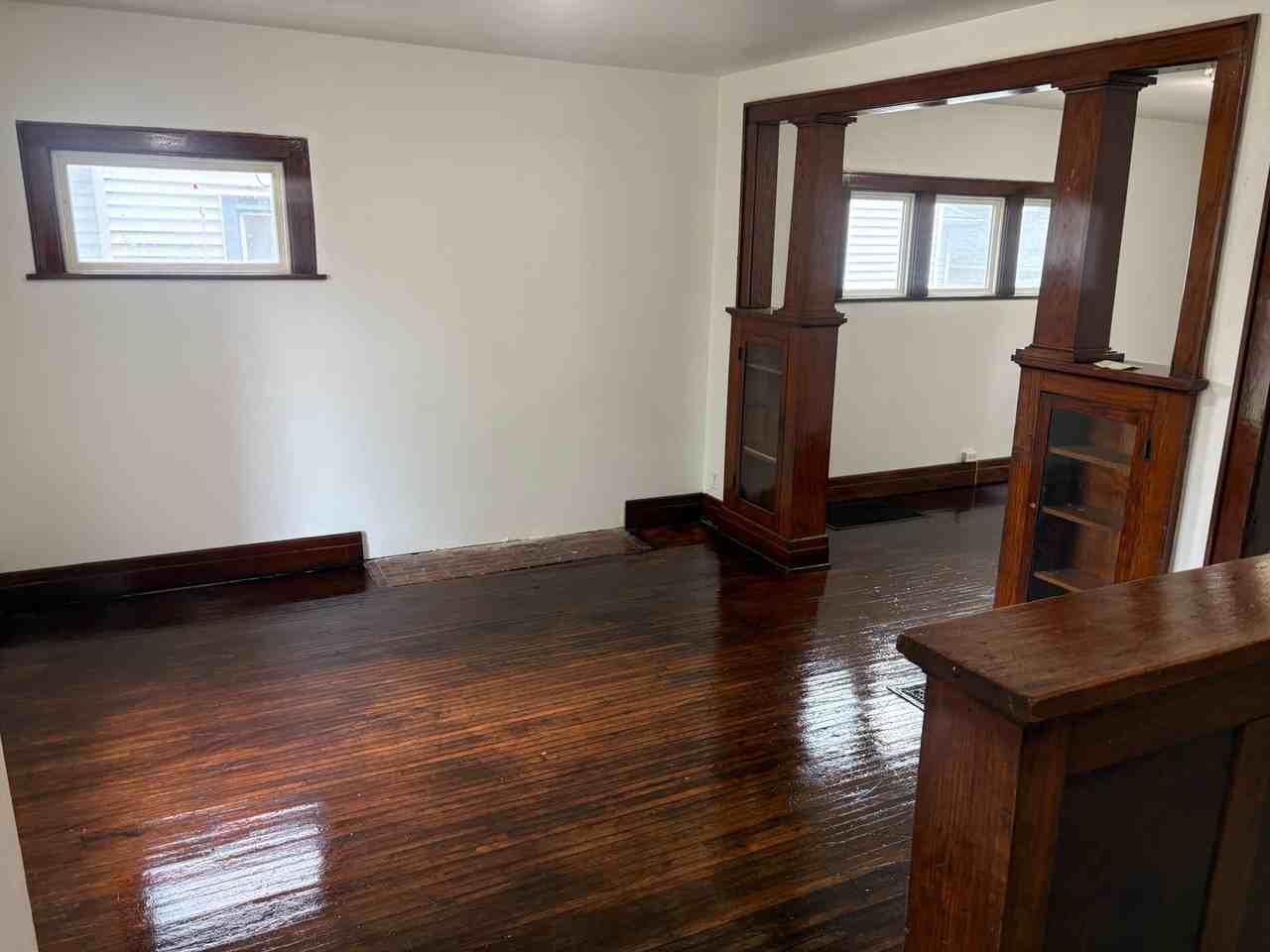 416 E 8th St - Photo 2 of 8