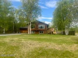 featured image of 1179 E Mckee Ct