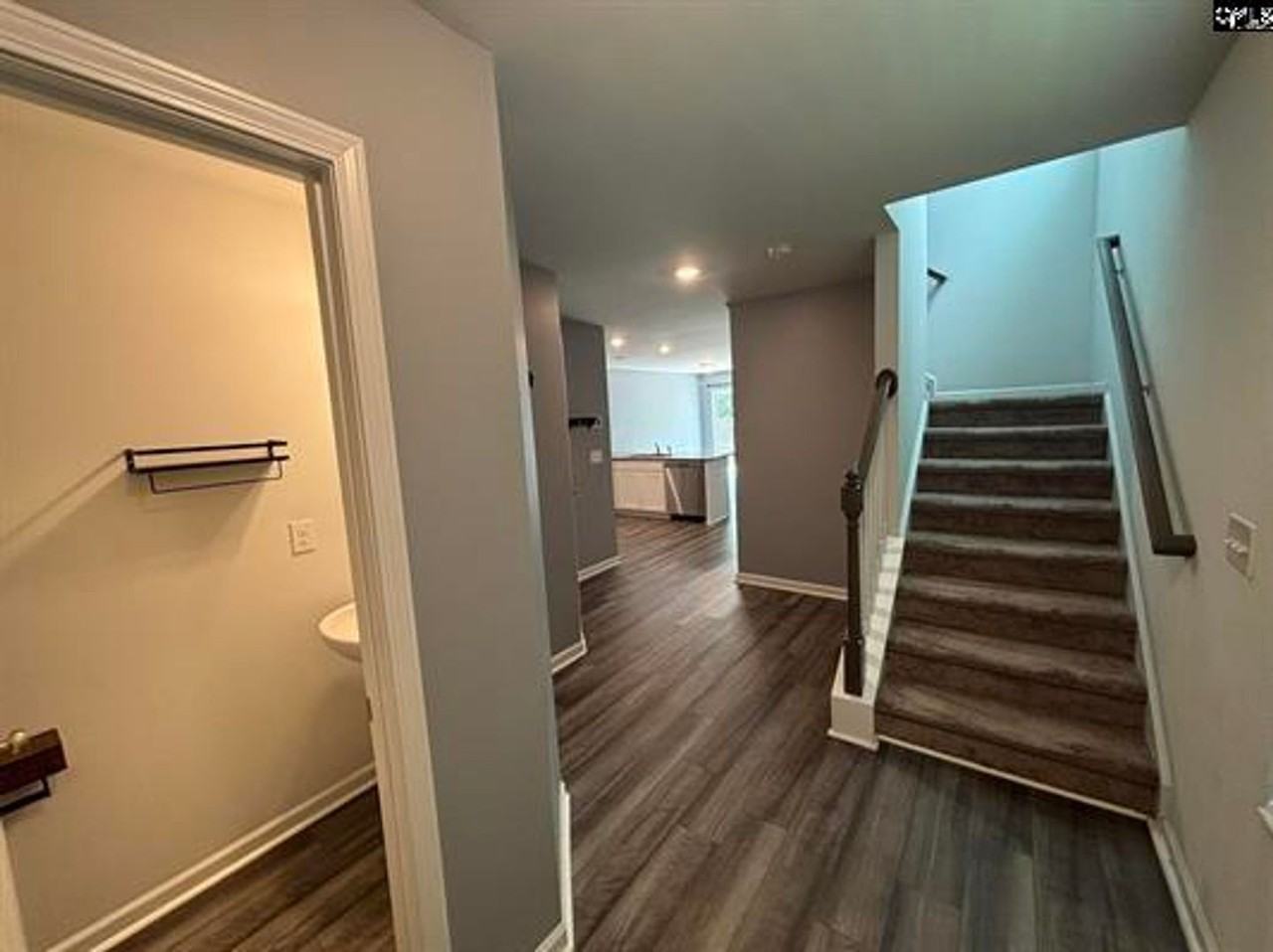 120 Kings Parish Ct - Photo 2 of 20
