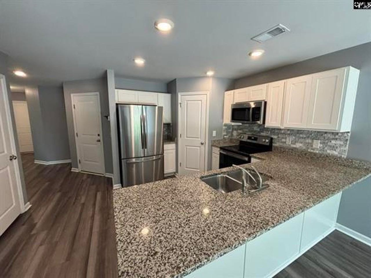 120 Kings Parish Ct - Photo 4 of 20
