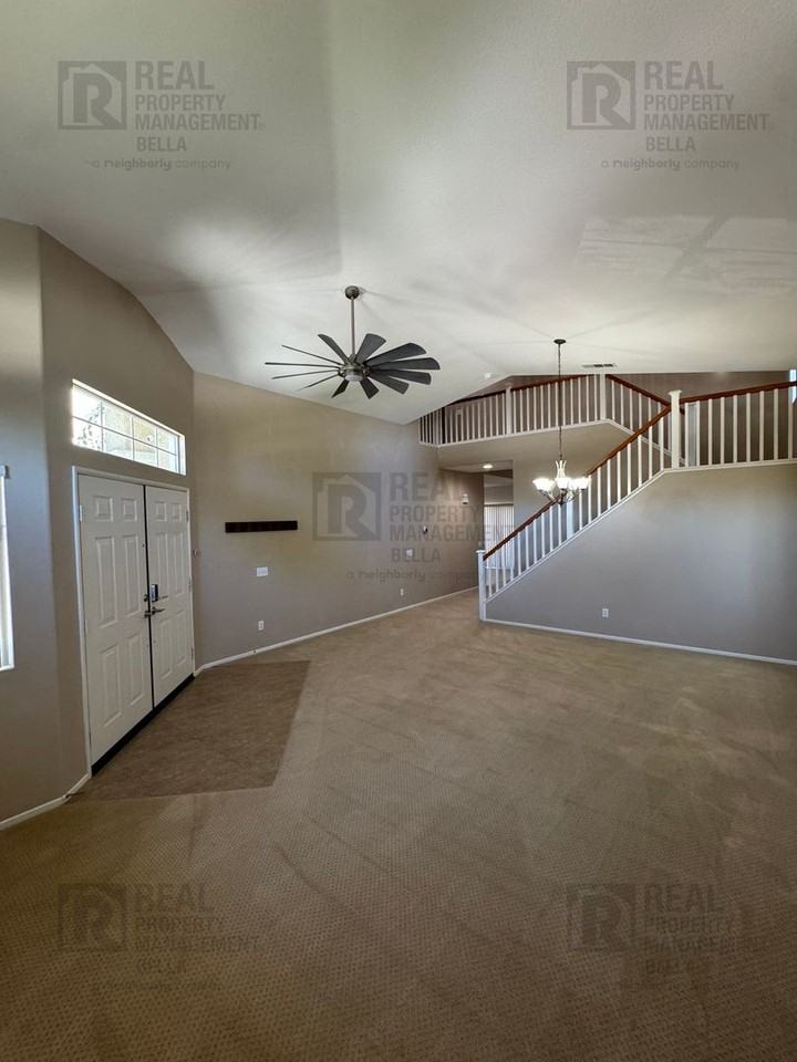 756 Conlon Dr - Photo 3 of 50