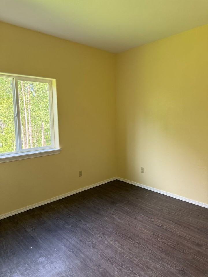 3251 E Gislason Dr - Photo 2 of 9
