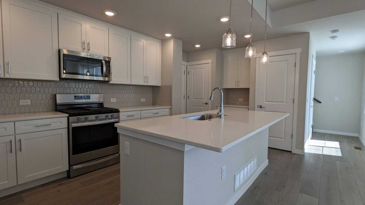 17606 Lucky Penny Ln - Photo 5 of 50