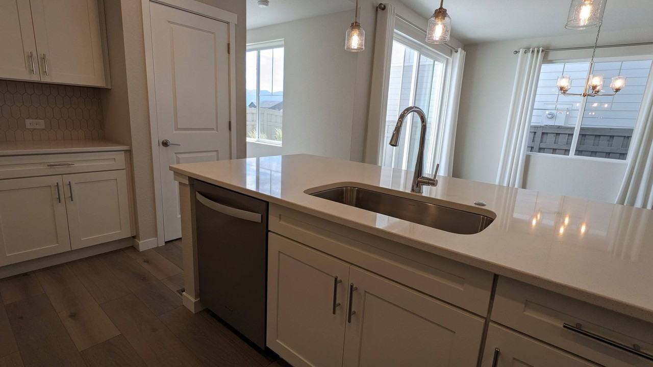 17606 Lucky Penny Ln - Photo 6 of 50