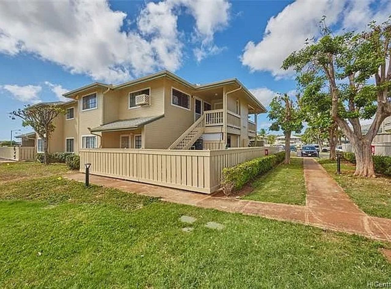 91-1040 Kaiau Ave - Photo 2 of 13