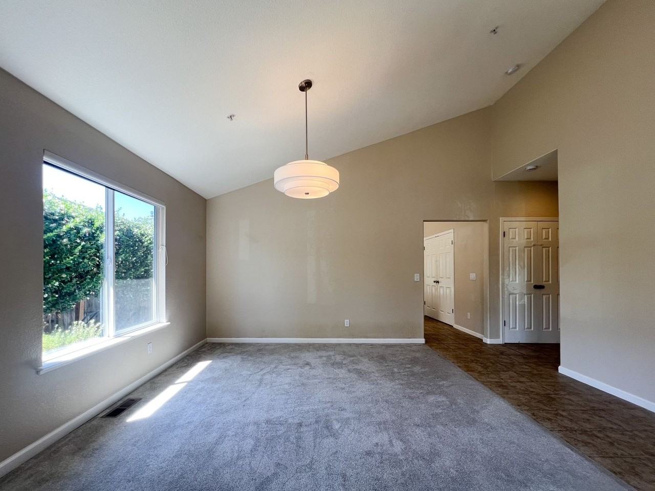 53 Wine Press Way - Photo 7 of 37