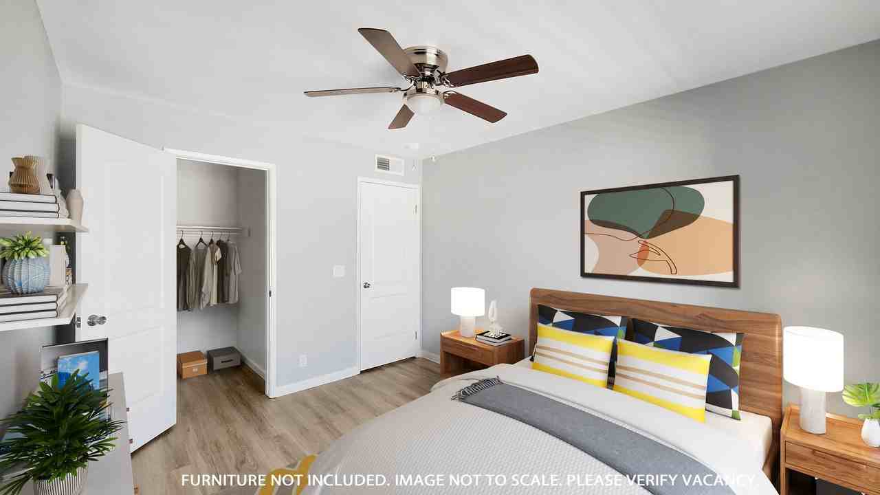 Midtown Breeze Apartments - Photo 6 of 7