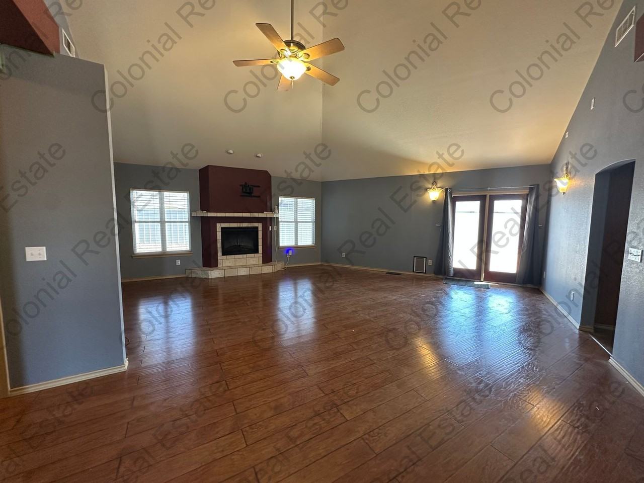 124 Gail Jackson Ct - Photo 3 of 18